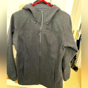 PATAGONIA WOMENS SIZE MED